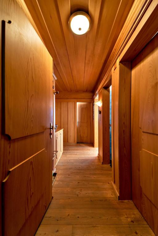 Alpine Retreat with Pool and Sauna Access - 3