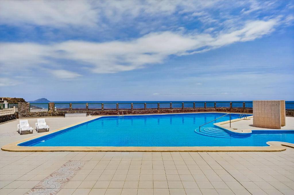 Atlantic View Premium Oceanfront Penthouse - 5