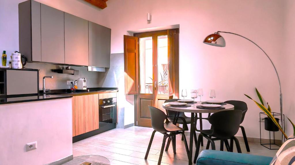 City Center Cagliari Apartment - 3