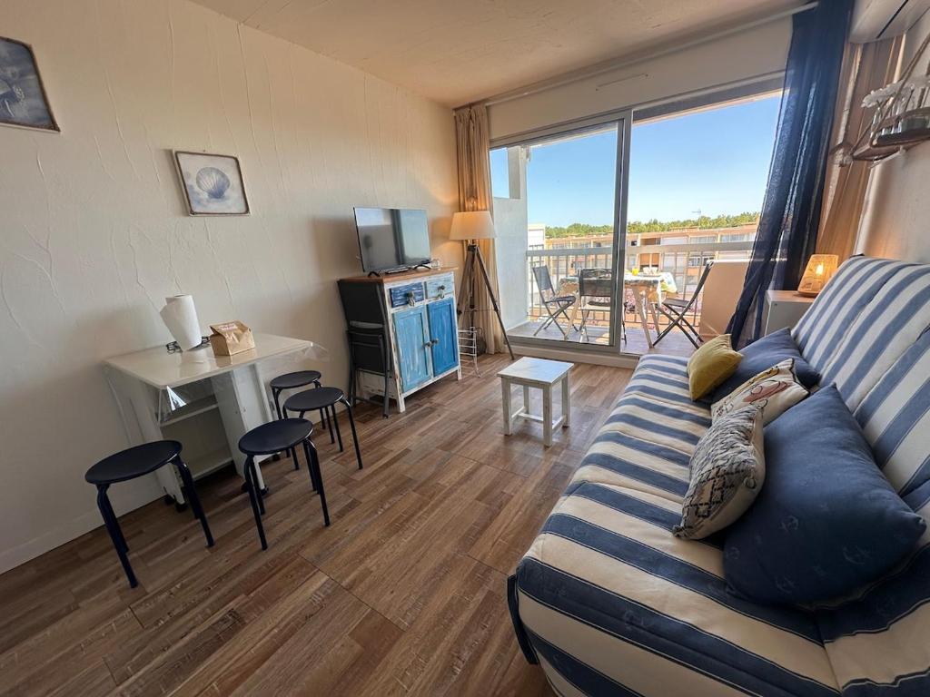 Studio Cabine climatisé avec parking privé - 4