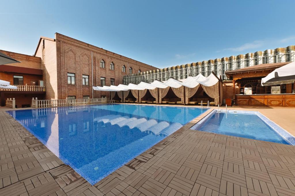Swimming pool, Ichan Qal'a Premium Class Hotel in Tashkent