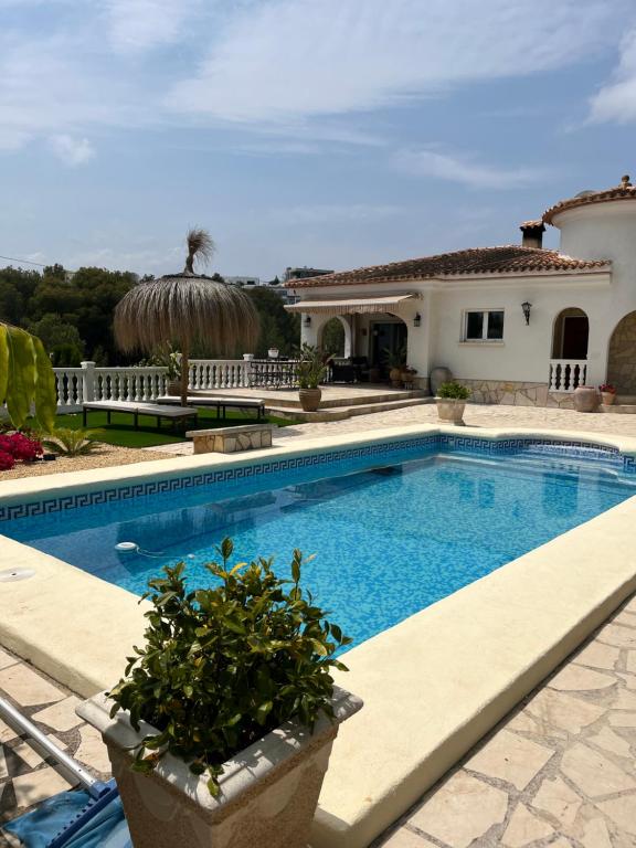 Villa Ruperto - Calpe's Mini Resort - 1
