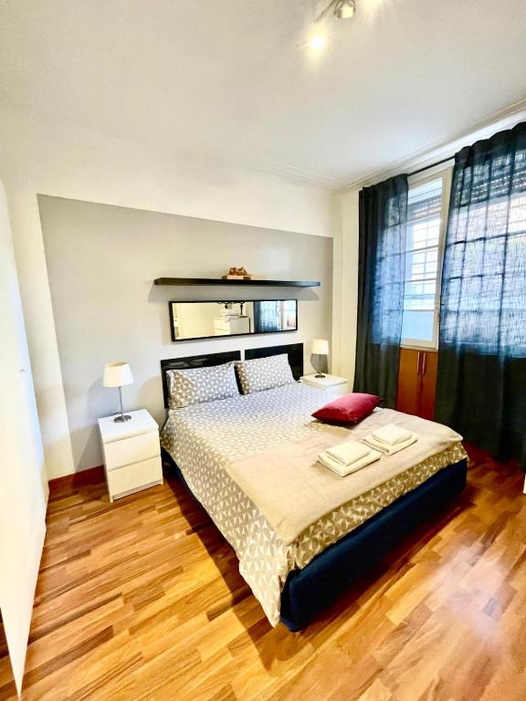 2 Bedroom Flat at just 4 tube stops from Coliseum - 2