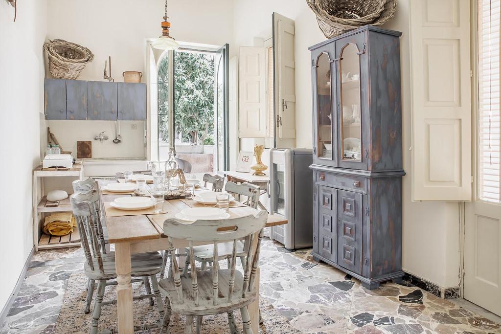 Casa Pozzillo con Cortile by Wonderful Italy - 2