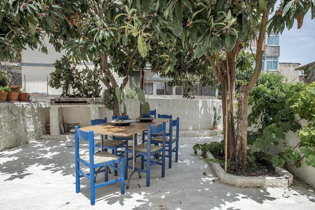 Casa Pozzillo con Cortile by Wonderful Italy - 1