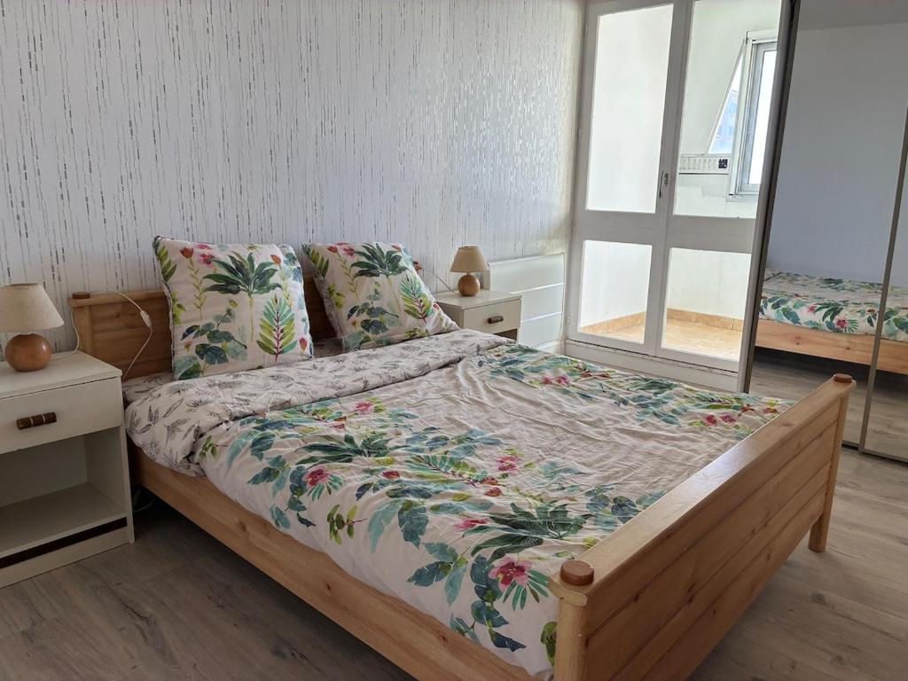 Sea view apartment with terrace - 2