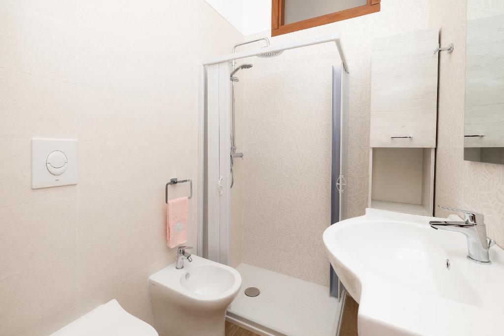 Suite Mediterranea con Idromassaggio Privato e Dehors a 100mt dal Mare - 3