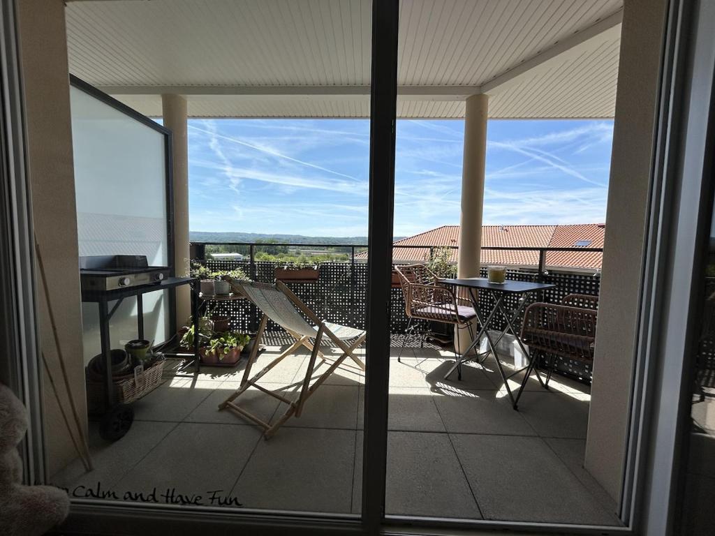 Nid douillet - Terrasse Séjour au vert - Proche de Lyon - 4