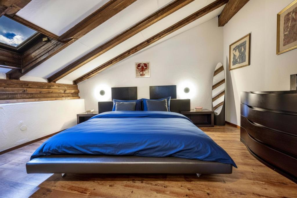 Attic Apartment - 2