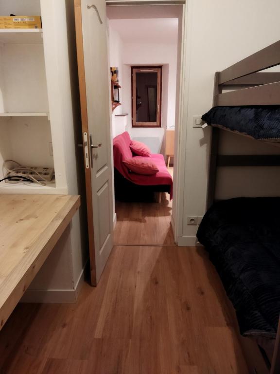 Le Barcelo, plein centre, rue calme - 5