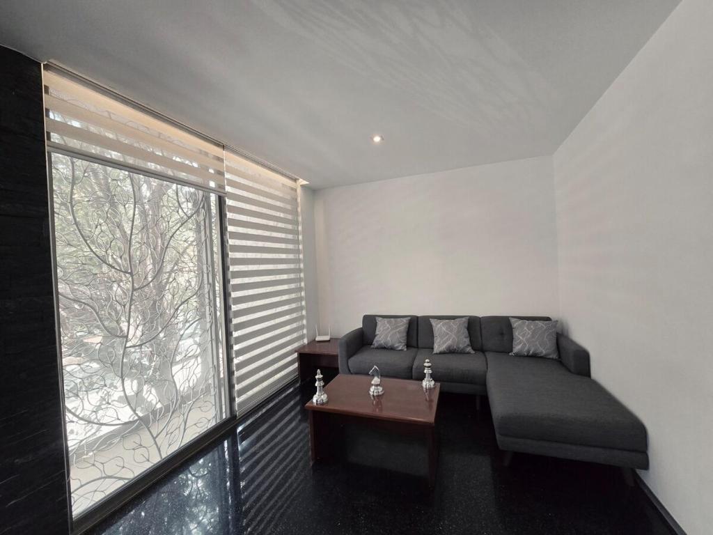 Luxurious, modern, and centrally located Minimalist house - 5