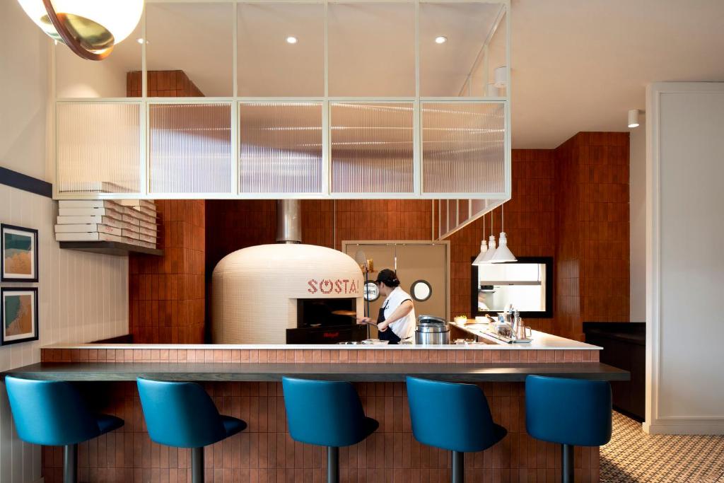 Alt Hotel Ottawa Airport