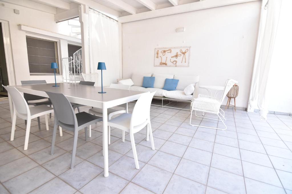Marina Central Beach House - 1