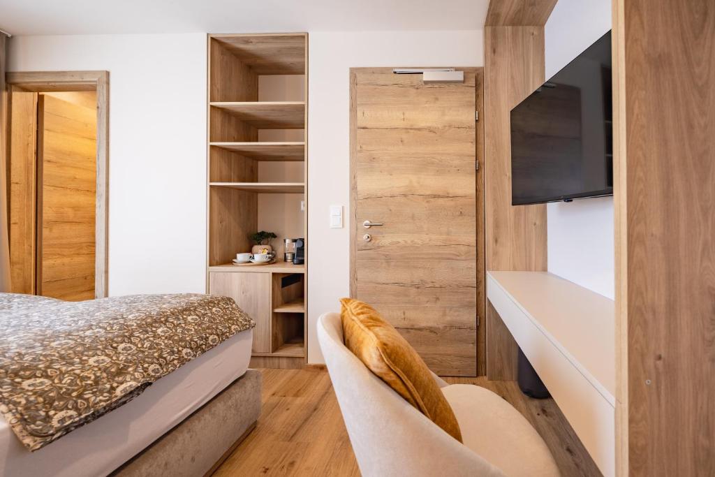 CASA PLUS - Rooms & Apartments - 5