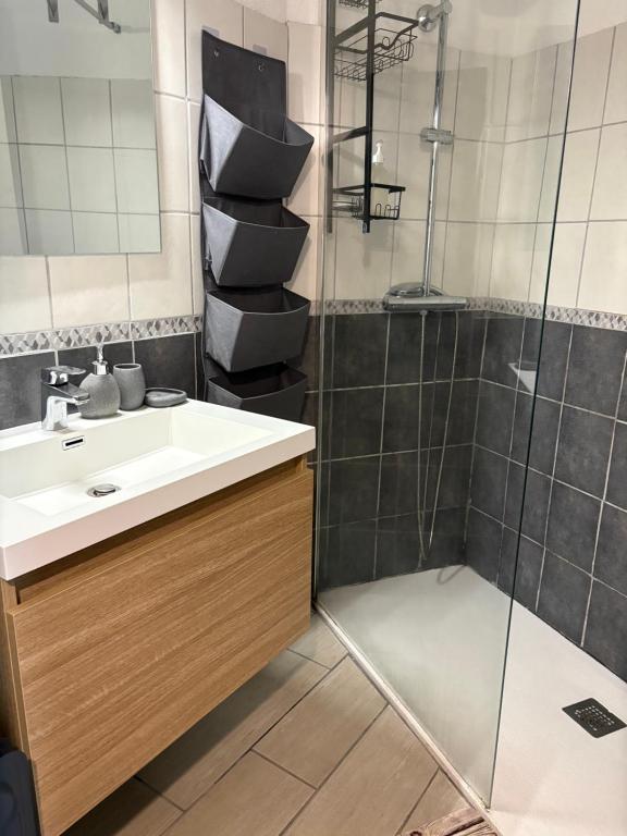 Appartement T2 de 30m2, Grande Terrasse, Résidence Soleil Marin - 2