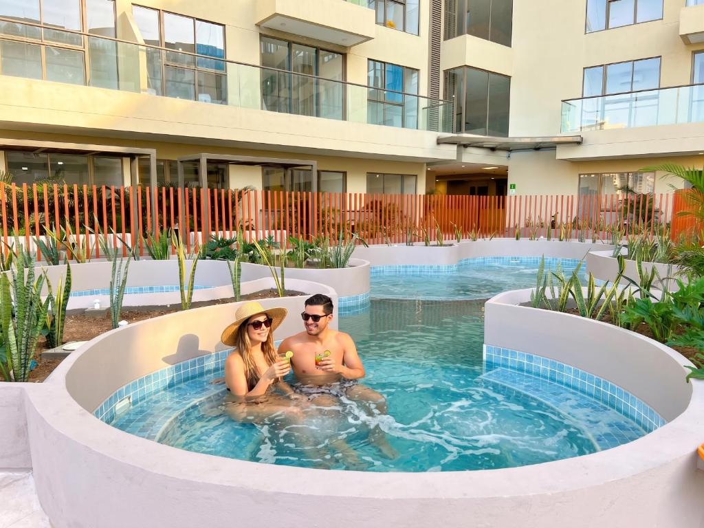 Exclusive Experience Rooftop & Pools - 2