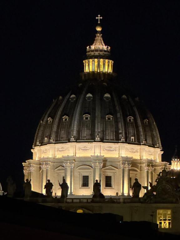 Vatican Rooftop Studio - NEW OPENING - 2