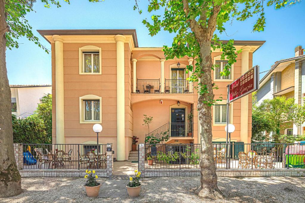 Hotel Villa Grazia - 1