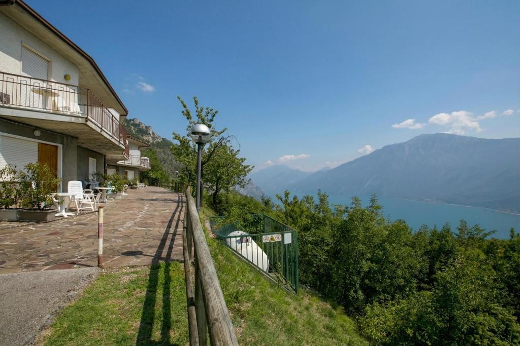 Tremosine Wonderful Lake View 2 - Happy Rentals - 2