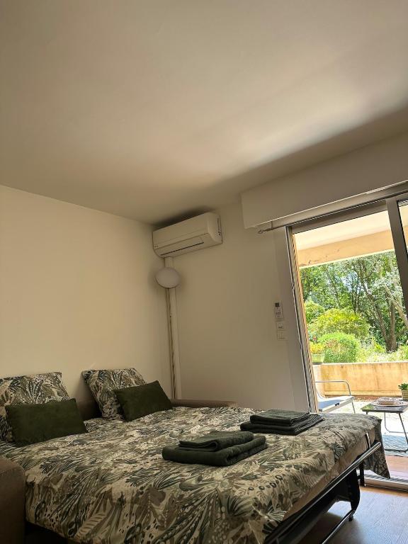 Charming studio 22m2 with terrace in Saint-Raphaël - 5