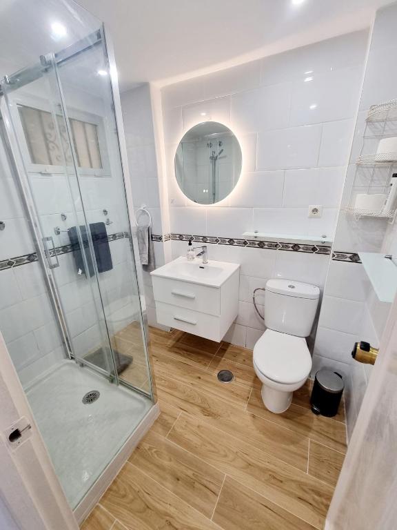 Modern 1 Bedroom Apartment Seaview & Mountain View - 5