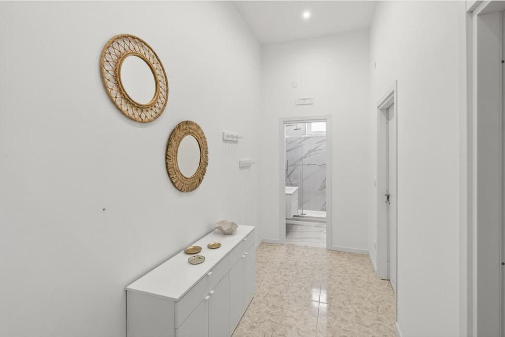 Sorrento Skyline 3BR Apartment Seaview Terrace - 2
