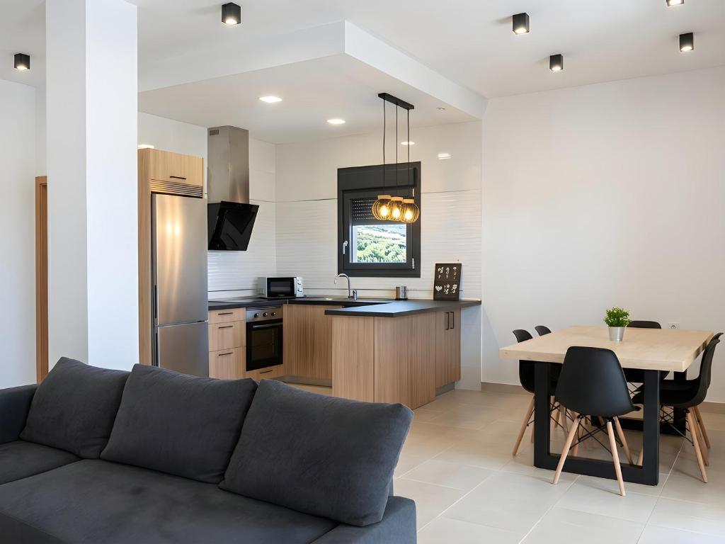 Casa en Conil para Familias Piscina Privada y Terraza - 3