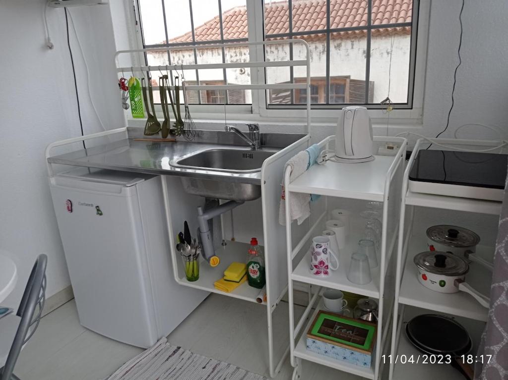 bright suite with private entrance and balcony - 3