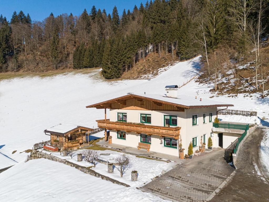Haus am Waldrand - 2