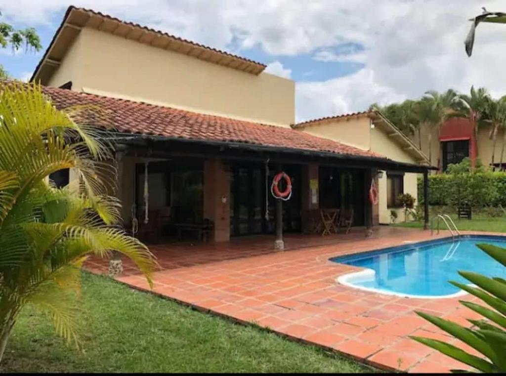 Spectacular property in Panaca, Coffee Region - 3