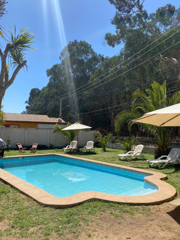 Spacious Beach House with Pool for Relaxing - 3