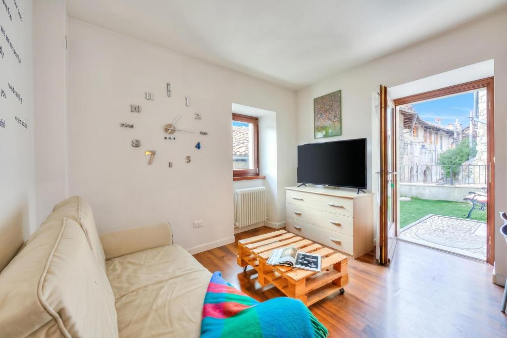 Casa Umberto near Lake Tenno - Happy Rentals - 5