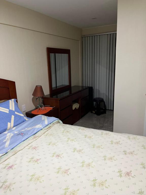 Departamento minimalista en el centro de lima - 1