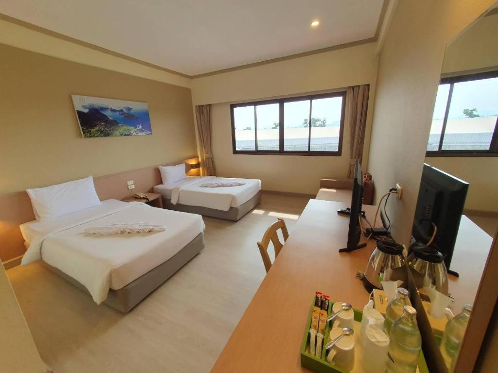 Bunjongburi Hotel