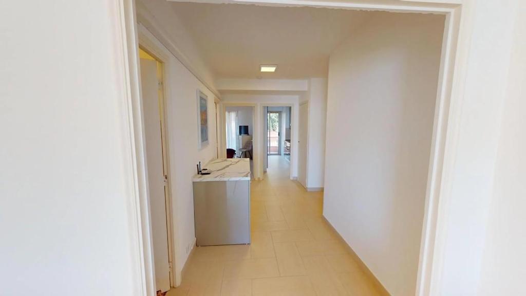 21GP - Magnifique et vaste 2P climatisé face mer avec 2 terrasses et garage - 4