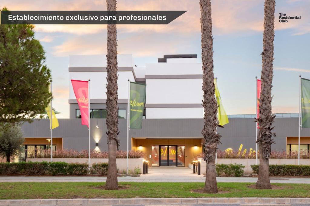 The Residential Club Blink- alojamiento para profesionales - 1