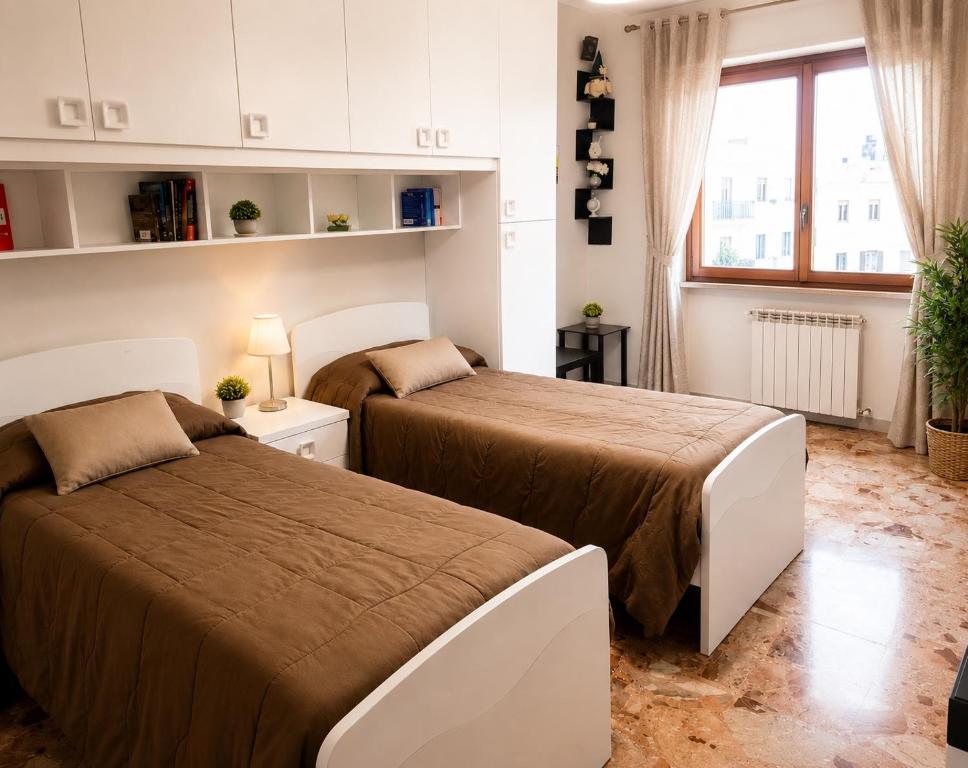 Modern 2 Bedroom Flat with Private Parking - Rome - 2