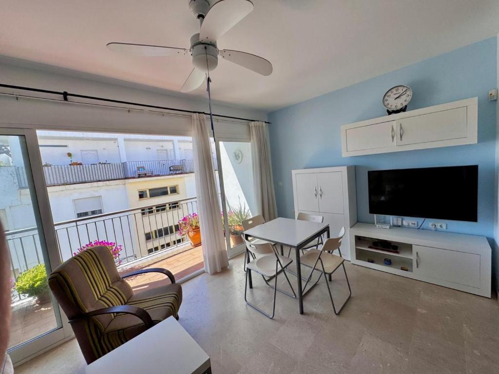 Apartamento céntrico con terraza - 2