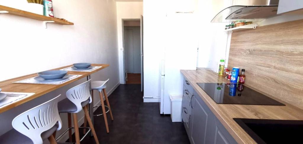 Cozy home with balcony at Lucie&Jeremie Gare - 3