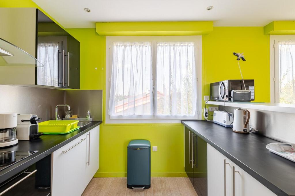 APPARTEMENT SPACIEUX et LUMINEUX AVEC GRAND GARAGE - 5