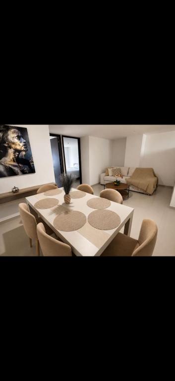 apartamento amoblado sotomayor - 1