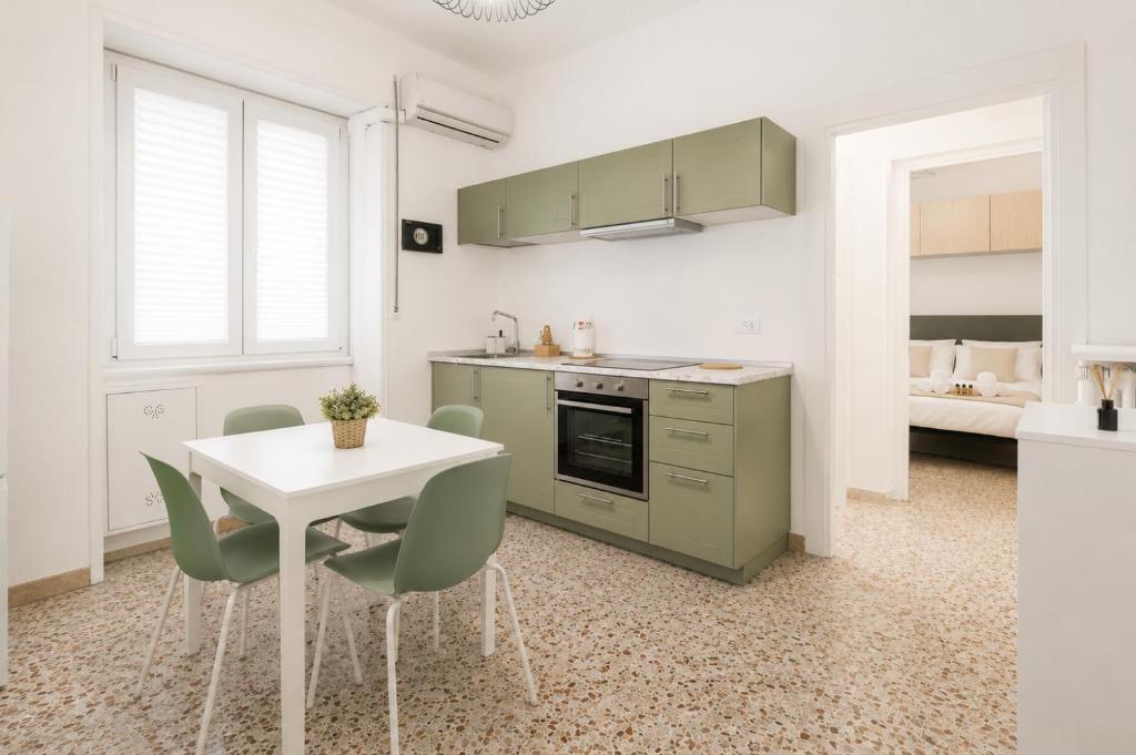Frapolli 40 Elegant Studio - 5