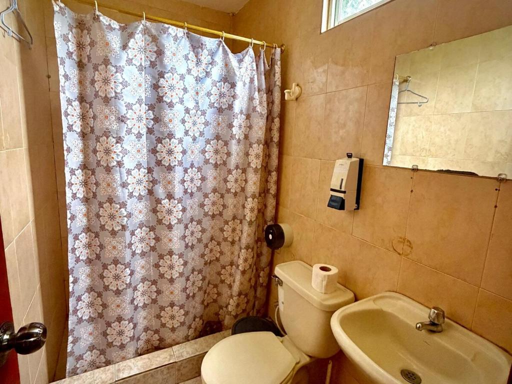 Casa vacacional privada con piscina y jacuzzi - 2