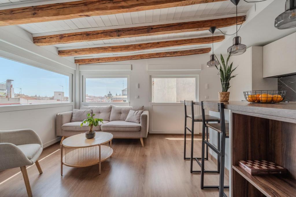Amazing exclusive penthouse -2Bdrs 2Baths-Opera - 1
