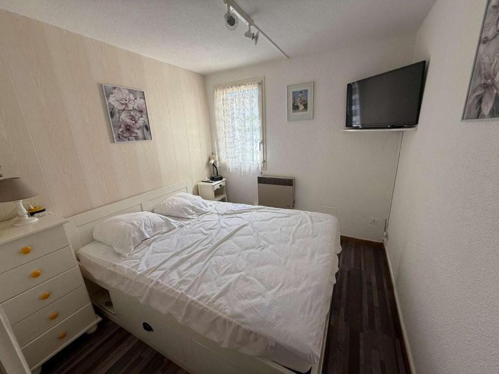 Maison de vacances 6 couchages, 2 chambres, mezzanine, wifi, 100m de la plage residence Le Village de la Mer LRVM26 - 4