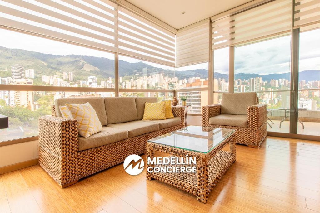 Luxury 3 Bedroom Apartment in Provenza - 1