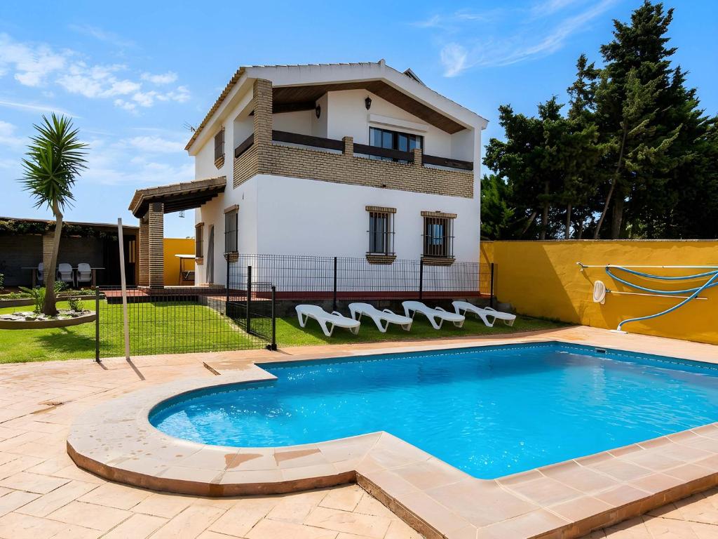 Chalet con piscina y jardin privado No aceptamos grupos de jovenes - 1