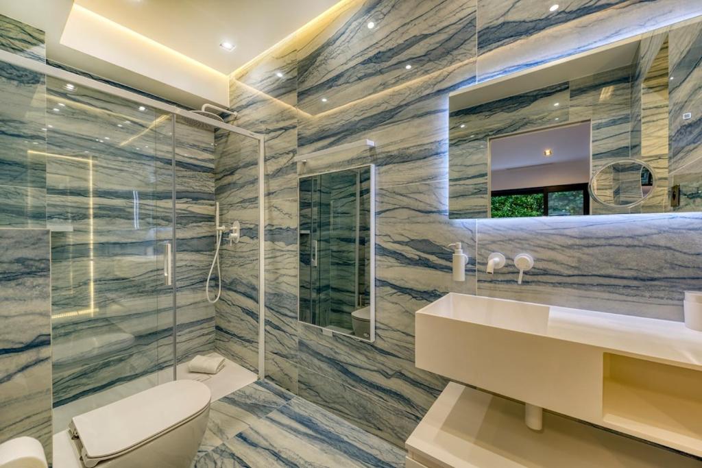 Villa Jaliel I Cannes French Riviera I 270m2 I Spa I 10 minutes du centre-ville I 12 personnes - 5