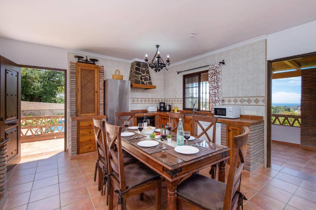 Villa Emilio Sol by Villa Plus - 5