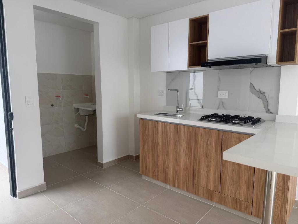 Apartaestudio NUEVO, Confort y ubicación estratégica - 3